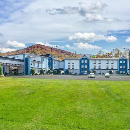 Comfort Inn Asheville East-Blue Ridge Pkwy Access Esterno foto
