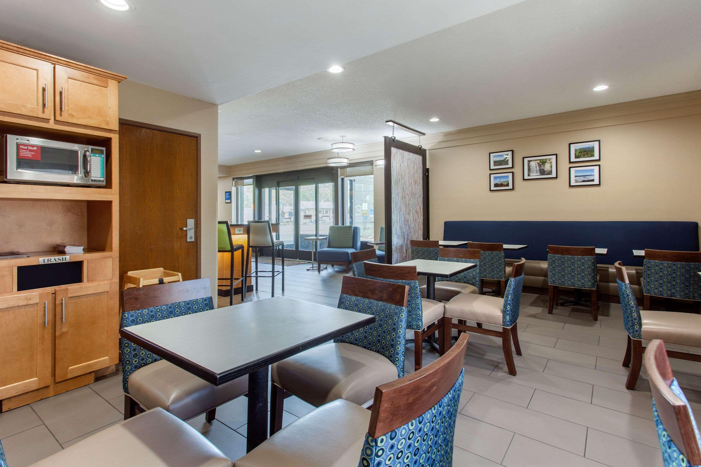 Comfort Inn Asheville East-Blue Ridge Pkwy Access Esterno foto