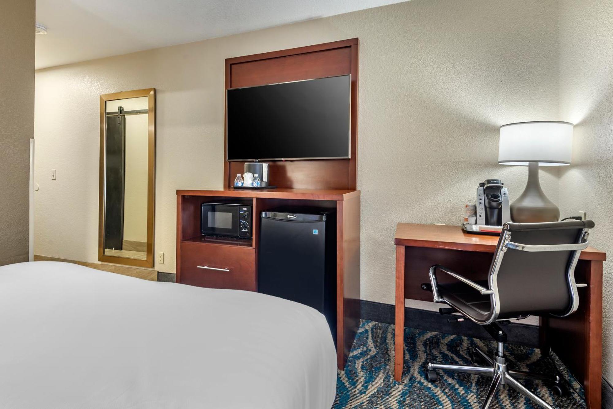 Comfort Inn Asheville East-Blue Ridge Pkwy Access Esterno foto