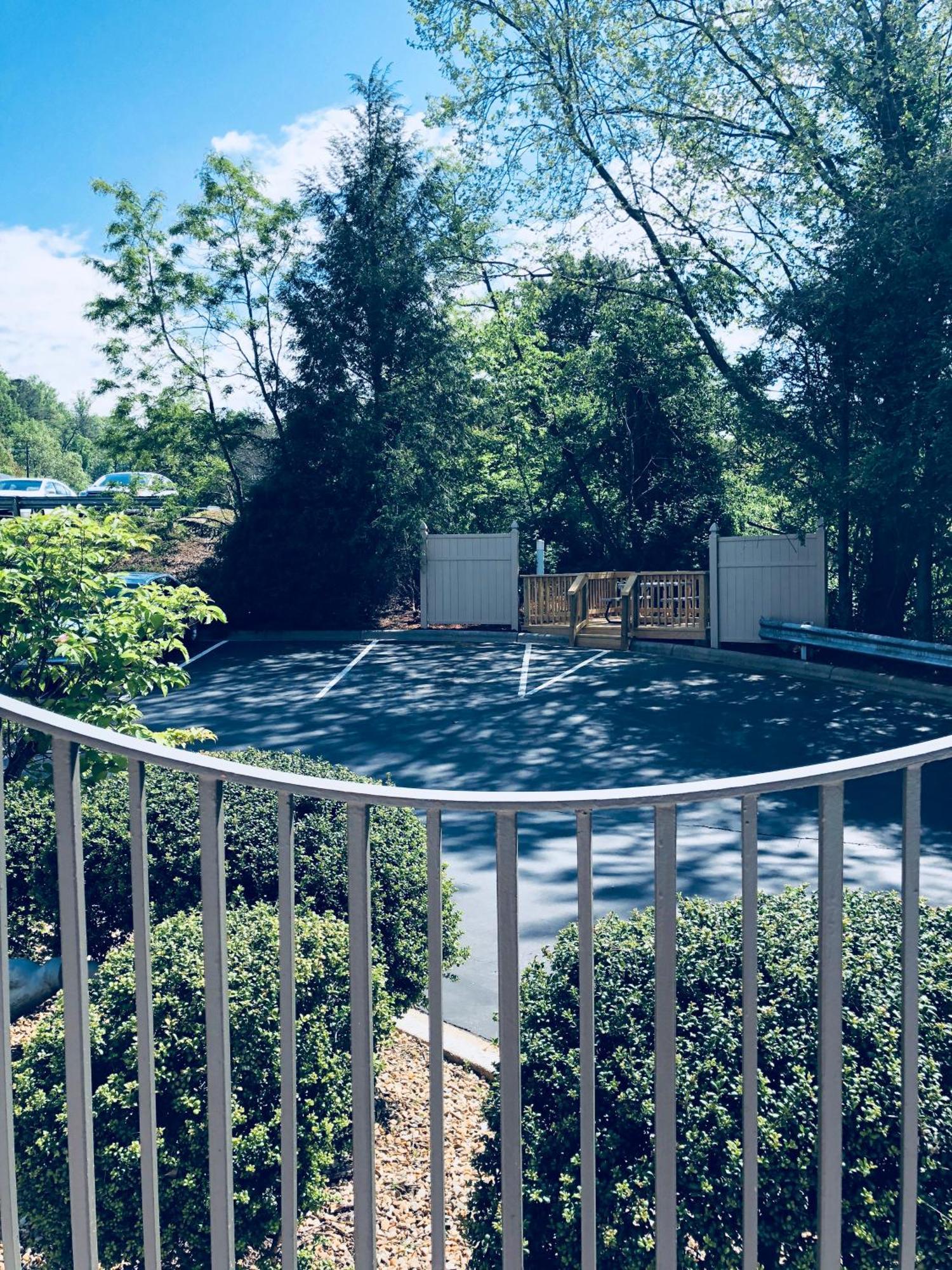 Comfort Inn Asheville East-Blue Ridge Pkwy Access Esterno foto