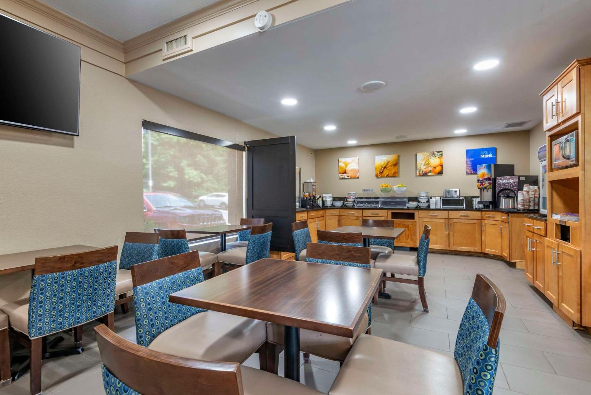 Comfort Inn Asheville East-Blue Ridge Pkwy Access Esterno foto